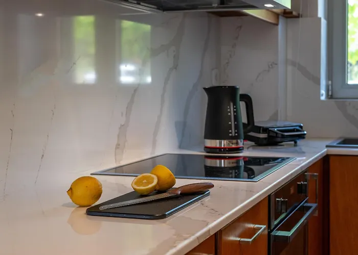 Апартаменты Opus - Residences Кардамили